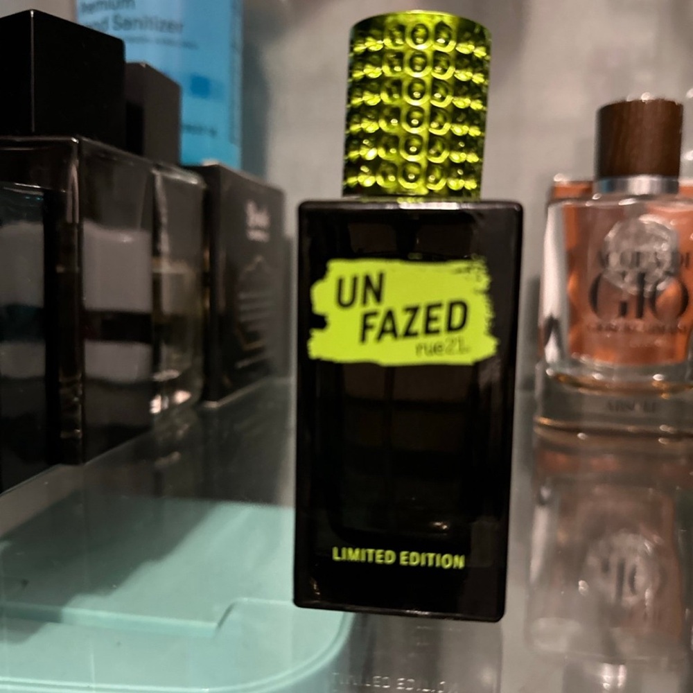 Hard to find Unfazed by rue 21